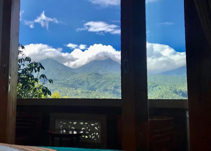 Gasthof Umah De Madya & Rooftop De Madya 3*