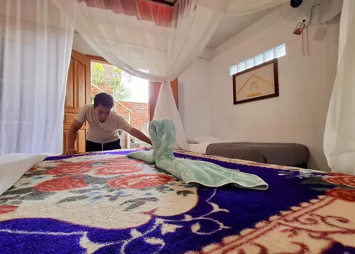 Umah De Madya & Rooftop De Madya Gasthof Munduk