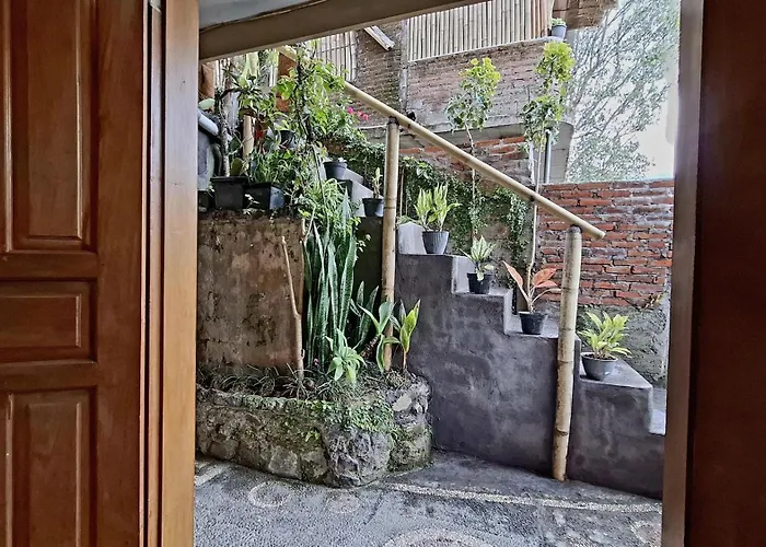 Gasthof Umah De Madya & Rooftop De Madya Munduk